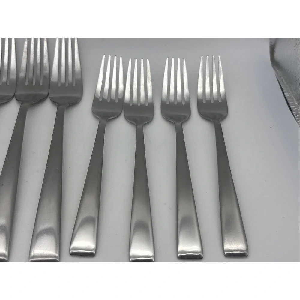 Hampton Silversmiths 235 Stainless Flatware Mixed Set Knives Forks Spoons -22pcs